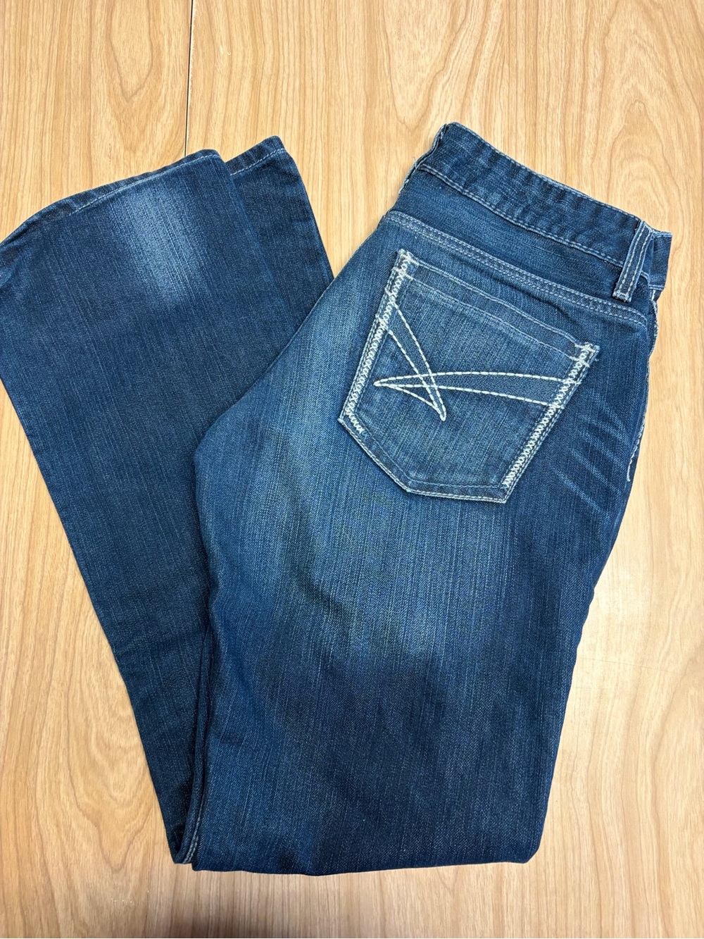 Cinch Women's Medium Dark Blue Bootcut Jeans